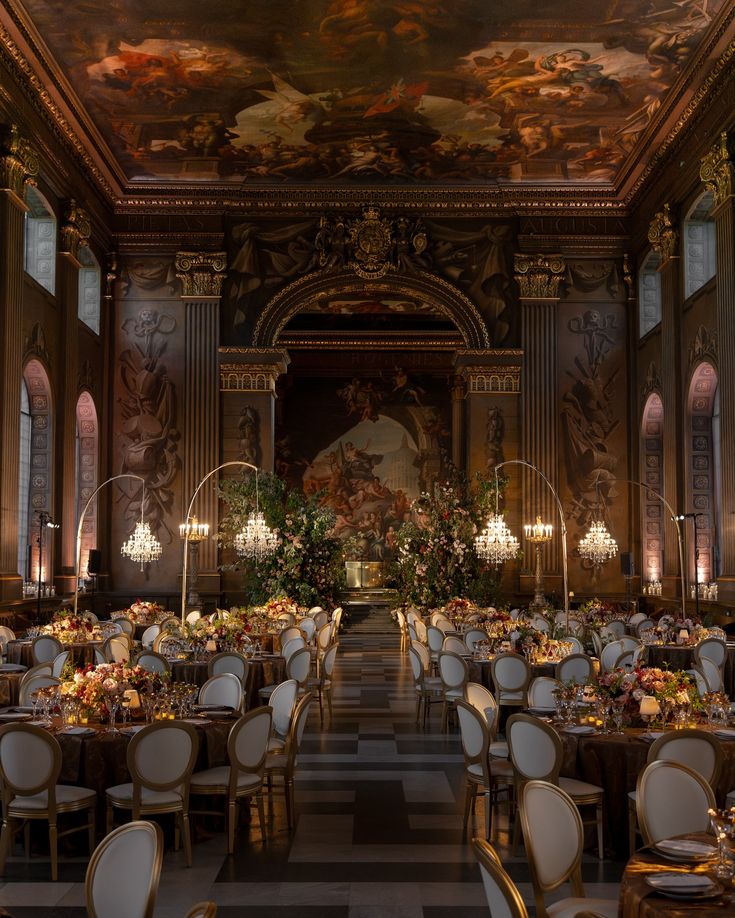 A palace of painted ceilings